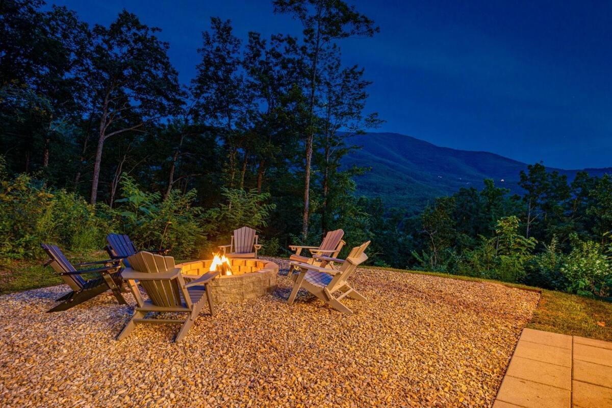 Firefly Cove - Private Theater And Mountain Views! Vila Sevierville Exterior foto